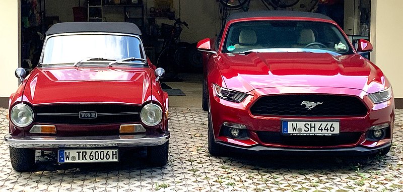 TR6Pi und Mustang